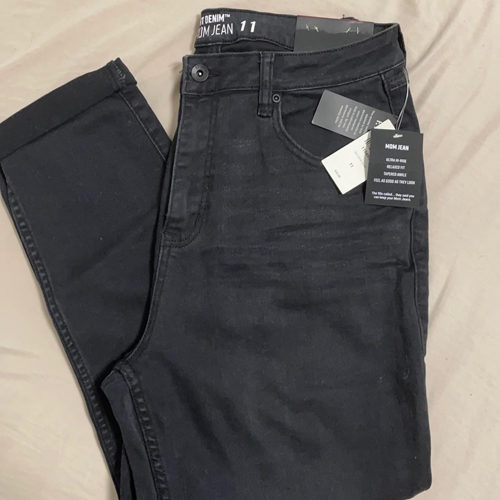 Hot Topic Mom Jeans
